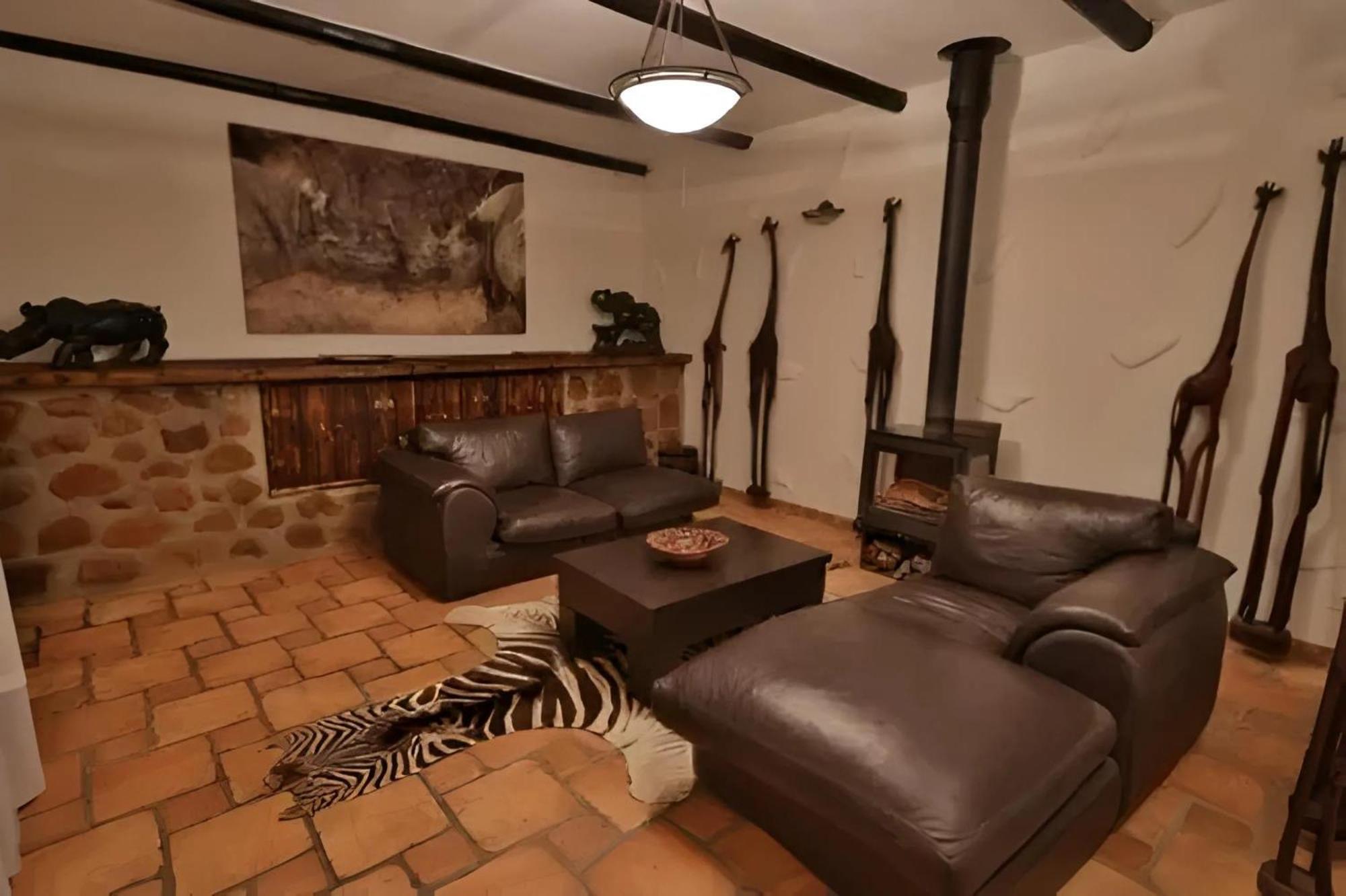 Mount Etjo Safari Lodge Kalkfeld ภายนอก รูปภาพ